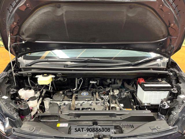 Toyota VOXY HYBRID 2023-02 6022929-18
