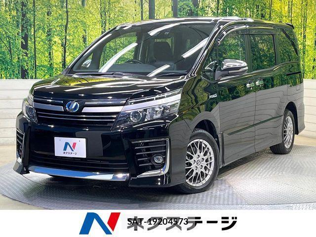 Toyota VOXY HYBRID 2017-03 6221124-0