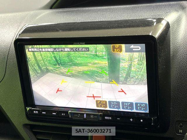 Toyota VOXY HYBRID 2017-11 6221129-3