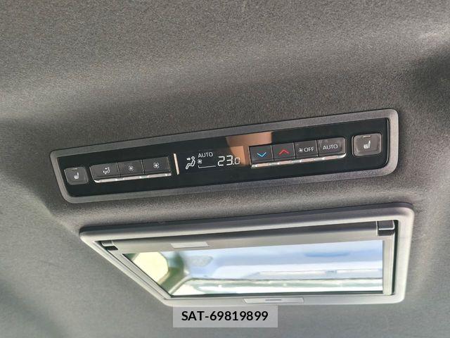 Toyota VOXY HYBRID 2023-03 6221102-16