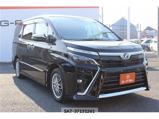 Toyota VOXY HYBRID 2020-02 6221125-7