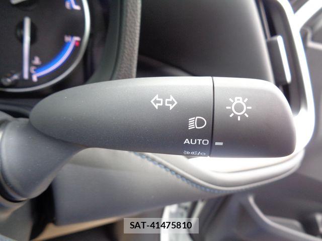 Toyota VOXY HYBRID 2026-02 6221086-22