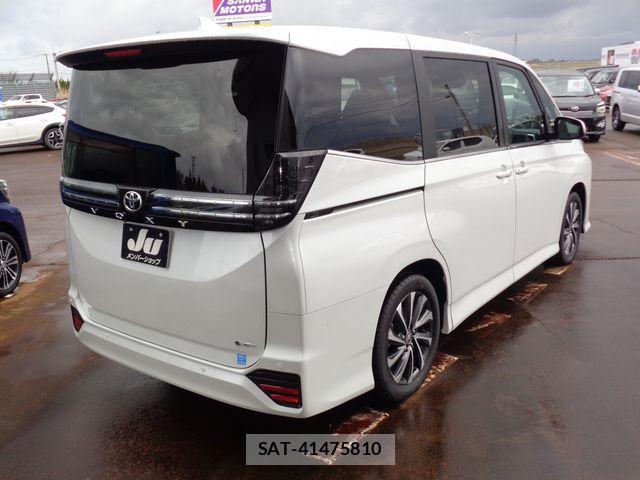 Toyota VOXY HYBRID 2026-02 6221086-2