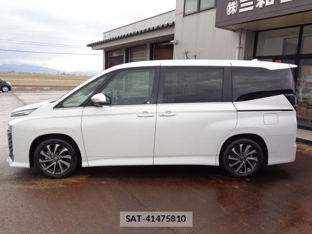 Toyota VOXY HYBRID 2026-02 6221086-5