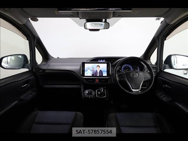 Toyota VOXY HYBRID 2016-07 6248387-2