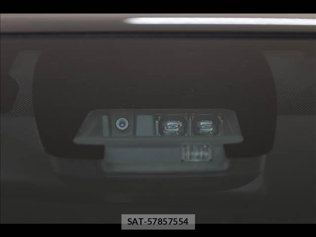 Toyota VOXY HYBRID 2016-07 6248387-7