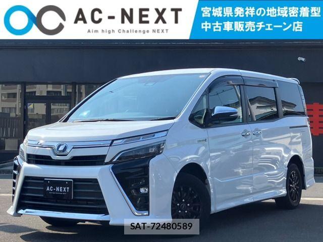 Toyota VOXY HYBRID 2018-02 6248385-0