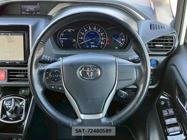 Toyota VOXY HYBRID 2018-02 6248385-14