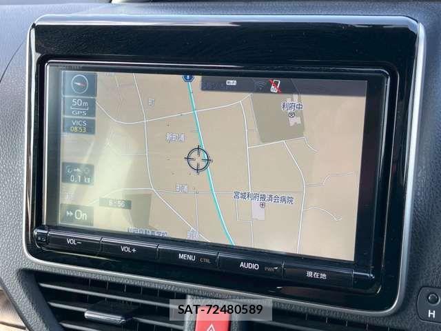 Toyota VOXY HYBRID 2018-02 6248385-3