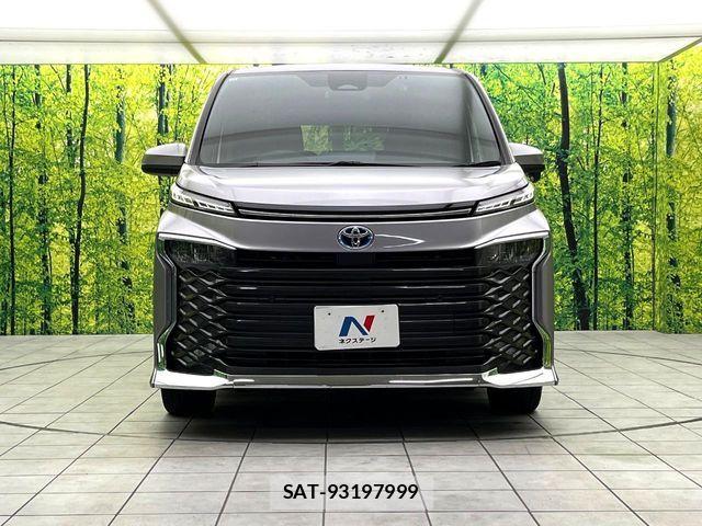 Toyota VOXY HYBRID 2022-12 6266341-12