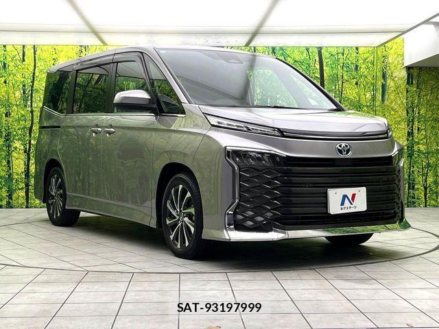 Toyota VOXY HYBRID 2022-12 6266341-14