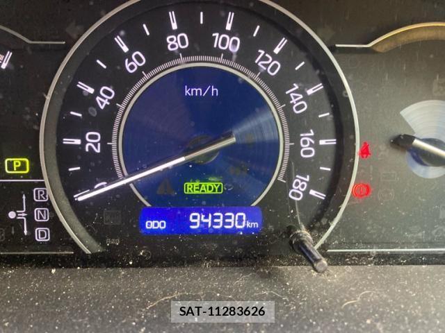 Toyota VOXY HYBRID 2018-03 6277684-16