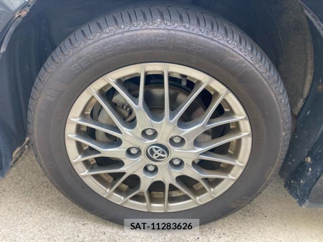 Toyota VOXY HYBRID 2018-03 6277684-4