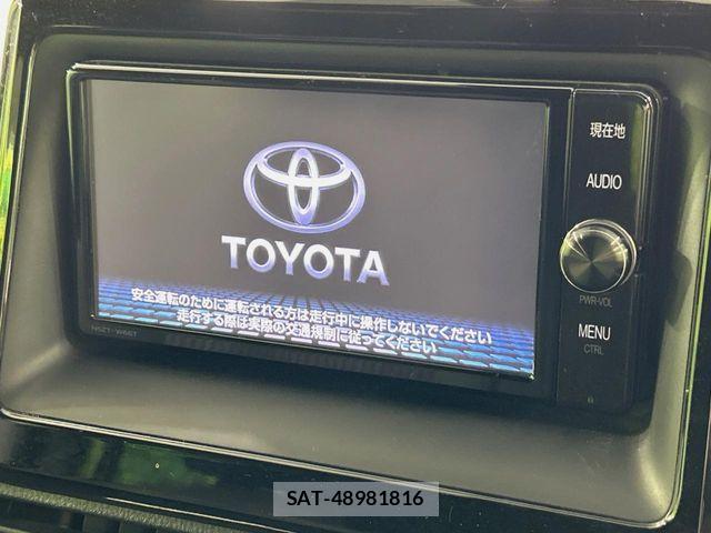 Toyota VOXY HYBRID 2017-09 6273282-4