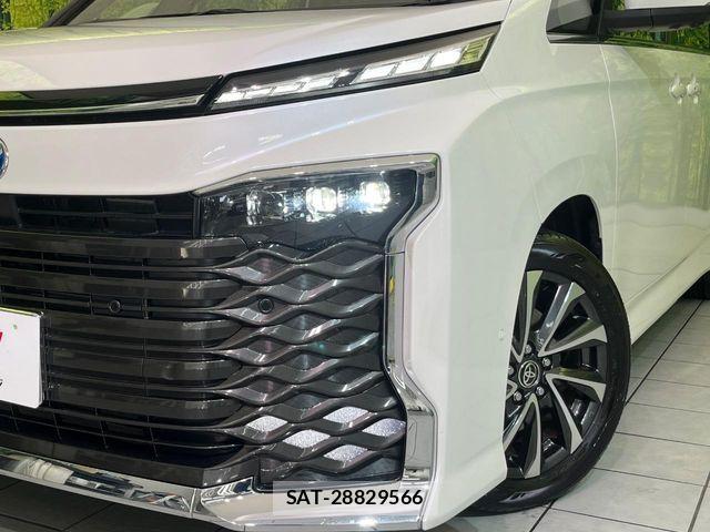 Toyota VOXY HYBRID 2024-01 6273276-11