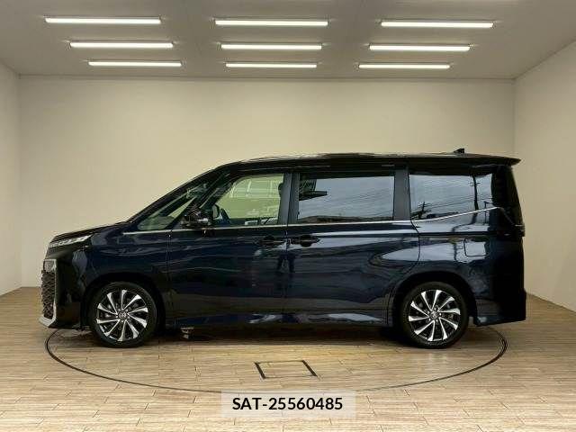 Toyota VOXY HYBRID 2022-08 6277672-15