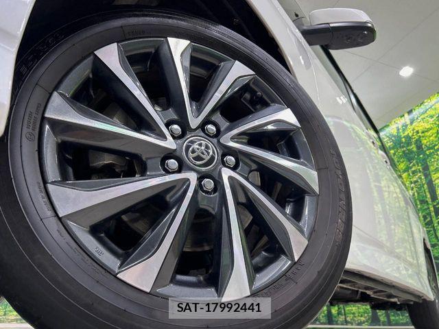 Toyota VOXY HYBRID 2024-07 6307208-13