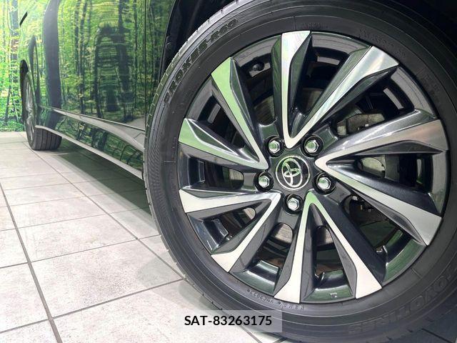 Toyota VOXY HYBRID 2023-06 6307211-13