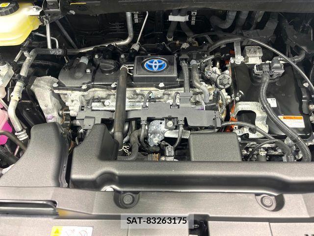 Toyota VOXY HYBRID 2023-06 6307211-18