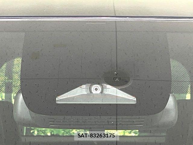 Toyota VOXY HYBRID 2023-06 6307211-4