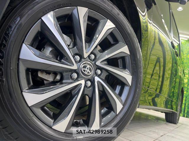 Toyota VOXY HYBRID 2025-01 6307207-14