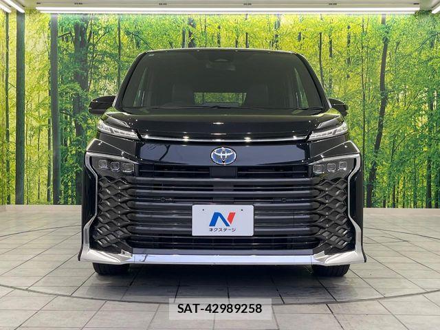 Toyota VOXY HYBRID 2025-01 6307207-15