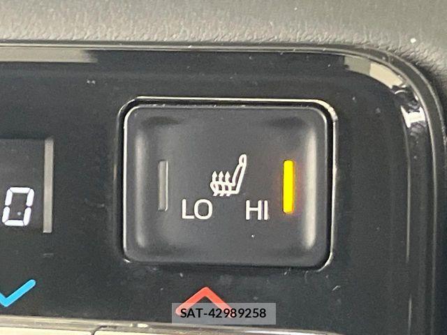 Toyota VOXY HYBRID 2025-01 6307207-6