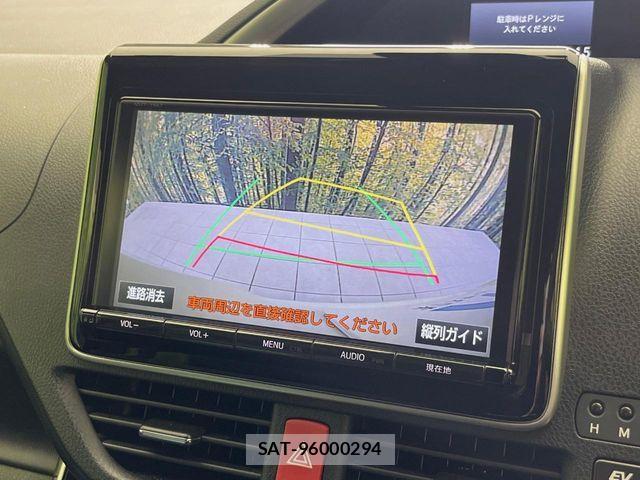 Toyota VOXY HYBRID 2019-04 6307232-5