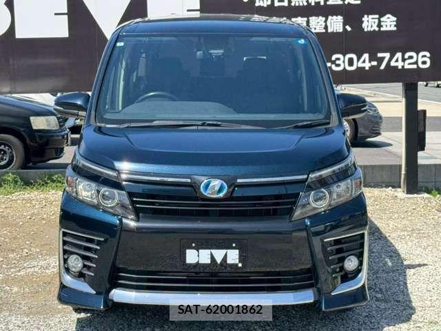 Toyota VOXY HYBRID 2016-01 6307236-15