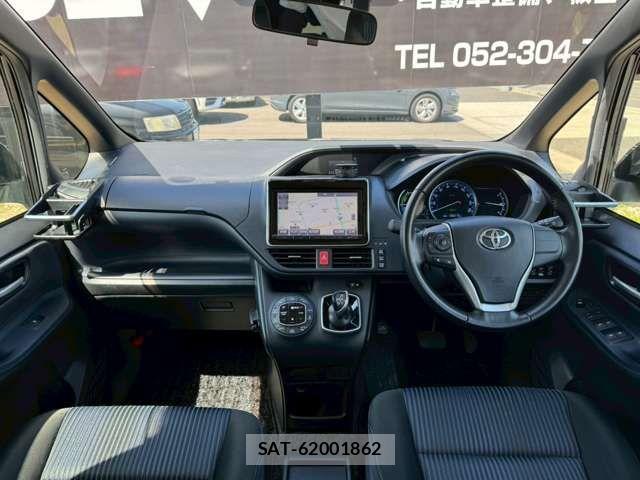 Toyota VOXY HYBRID 2016-01 6307236-1