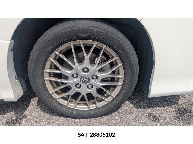 Toyota VOXY HYBRID 2016-01 6504791-9