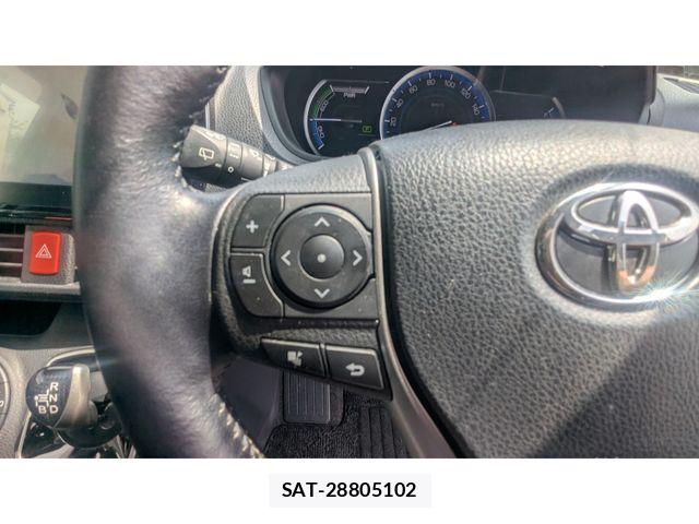 Toyota VOXY HYBRID 2016-01 6504791-17