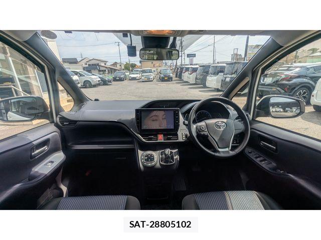 Toyota VOXY HYBRID 2016-01 6504791-1