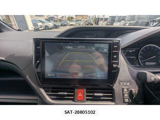 Toyota VOXY HYBRID 2016-01 6504791-23