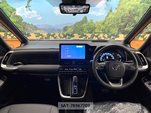 Toyota VOXY HYBRID 2026-03 6504740-1