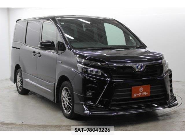 Toyota VOXY HYBRID 2017-09 6504781-2