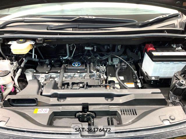 Toyota VOXY HYBRID 2024-09 6547378-17