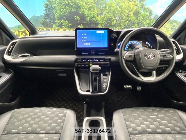 Toyota VOXY HYBRID 2024-09 6547378-1