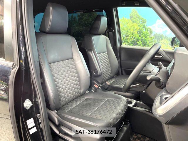 Toyota VOXY HYBRID 2024-09 6547378-7
