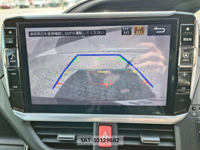 Toyota VOXY HYBRID 2018-06 6547396-15