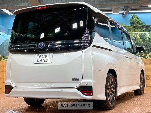 Toyota VOXY HYBRID 2022-11 6615628-16