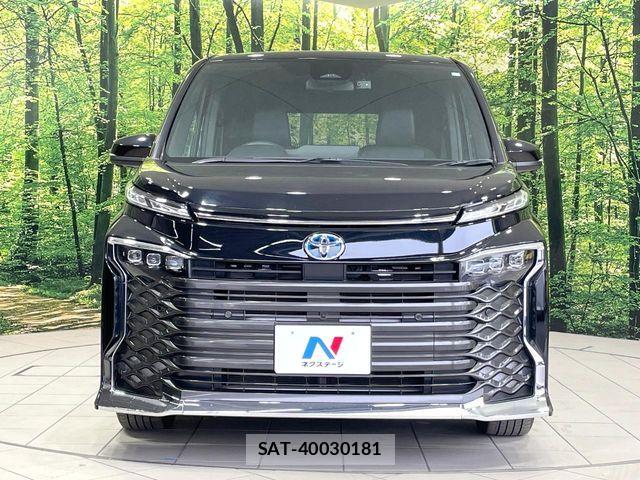Toyota VOXY HYBRID 2023-06 6615639-13