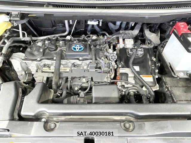Toyota VOXY HYBRID 2023-06 6615639-17