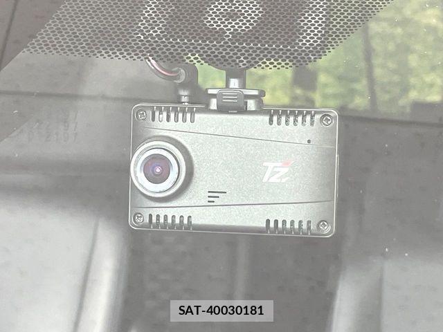 Toyota VOXY HYBRID 2023-06 6615639-6