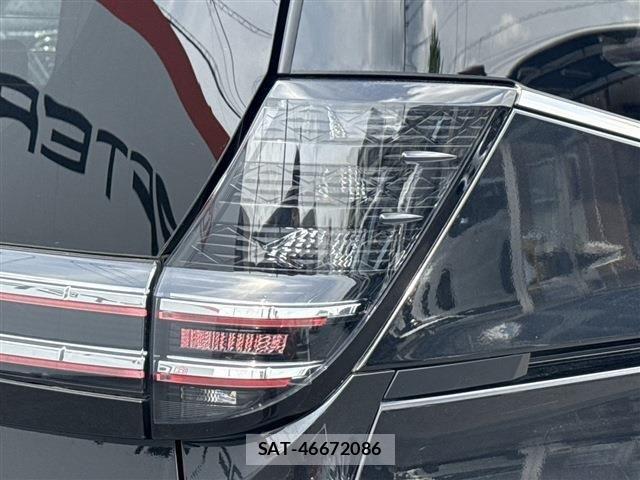 Toyota VOXY HYBRID 2023-09 6615643-11