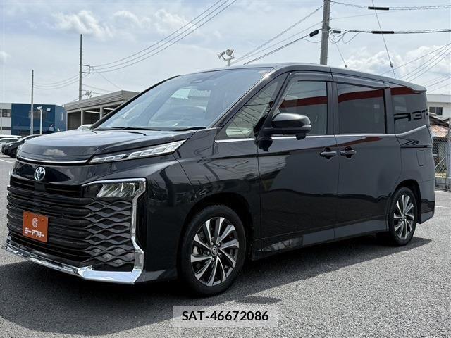 Toyota VOXY HYBRID 2023-09 6615643-23