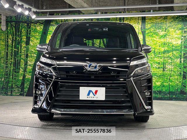 Toyota VOXY HYBRID 2018-03 6615658-14