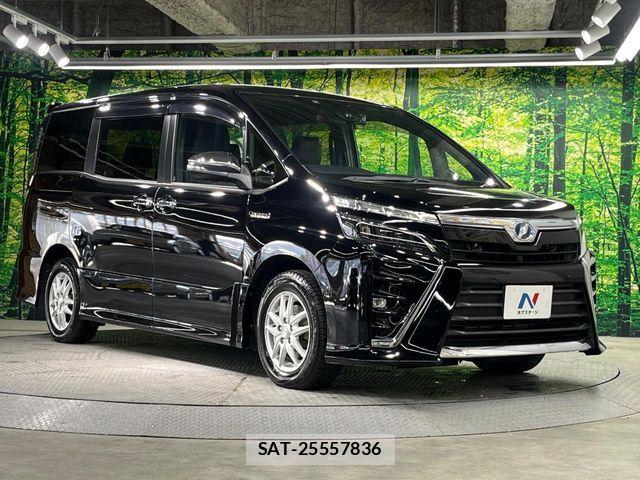 Toyota VOXY HYBRID 2018-03 6615658-16