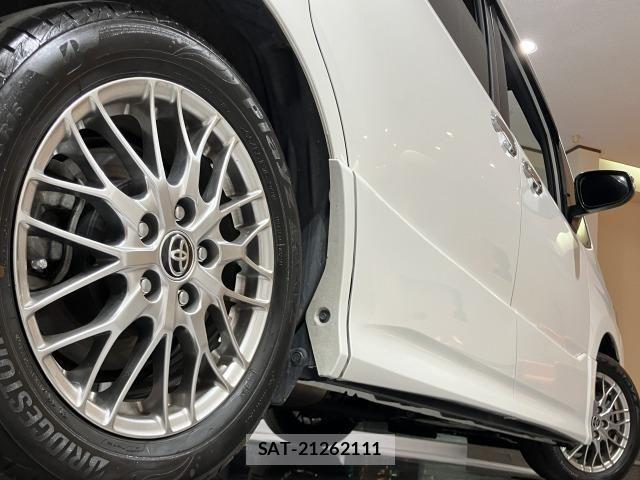 Toyota VOXY HYBRID 2021-07 6615651-13
