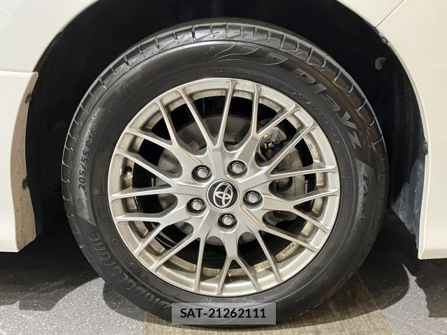Toyota VOXY HYBRID 2021-07 6615651-22